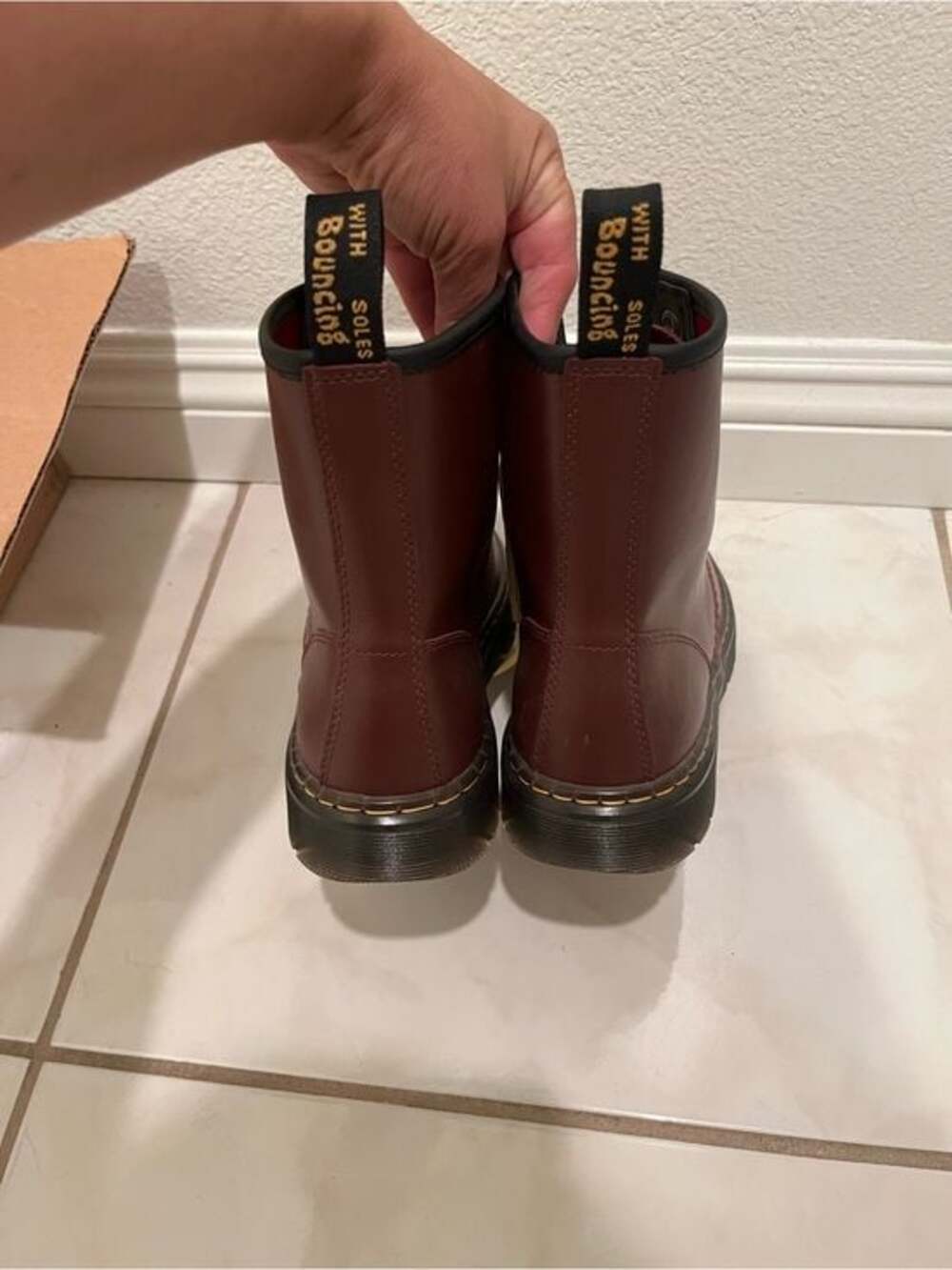 Dr. Martens Zavala Burgundy Leather Boots Women’s US 7 UK 5 EU 38 - Picture 3 of 7